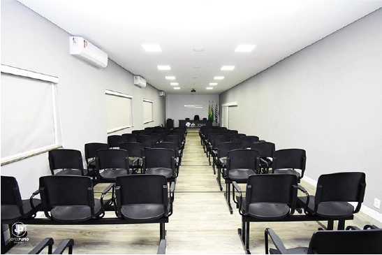 Treinamento de Marketing Digital na ACISB